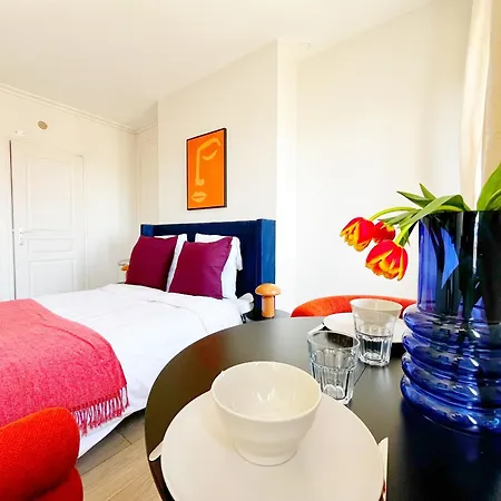 Illios - Check In H24 - Wifi * 리옹